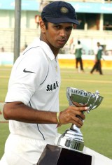 Rahul Dravid holds the winner's trophy of the India-Bangladesh Test series &copy; AFP