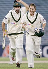 Ricky Ponting and Justin Langer celebrate after hitting the winning runs at Auckland &copy; Getty Images