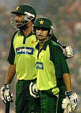 Inzamam-ul-Haq and Salman Butt power Pakistan towards victory over India &copy; AFP